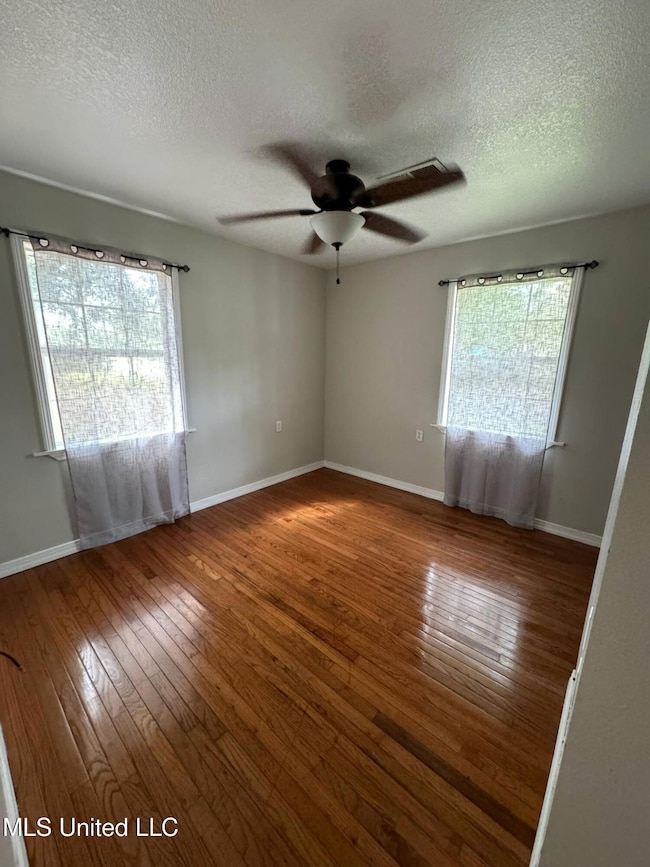 1607 Resca de La Palma St, Pascagoula, MS 39567 - photo 3