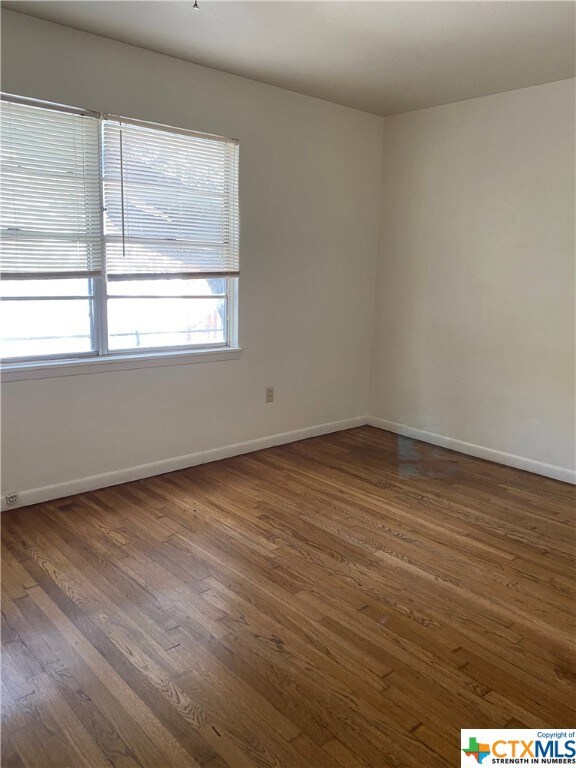 2414 Post Oak Ave, Copperas Cove, TX 76522 - photo 6