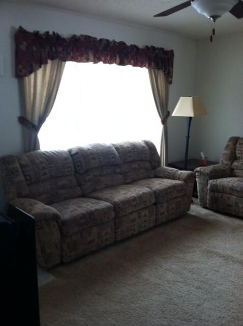 Living room 3