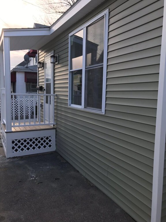 12 Dalton Ct, Lowell, MA 01850 - photo 3