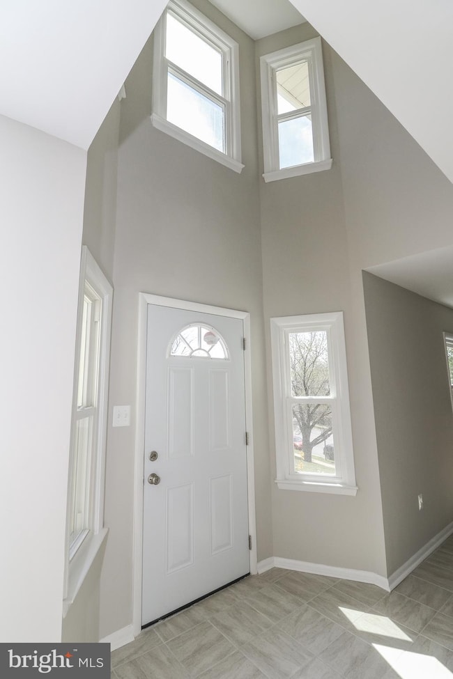 3012 White Birch Ct, Fairfax, VA 22031 - photo 3