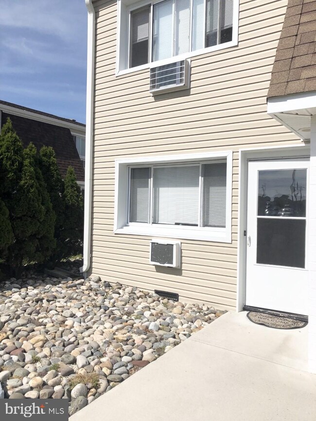 4901 Harbor Beach Blvd unit M 1, Brigantine, NJ 08203 - photo 2