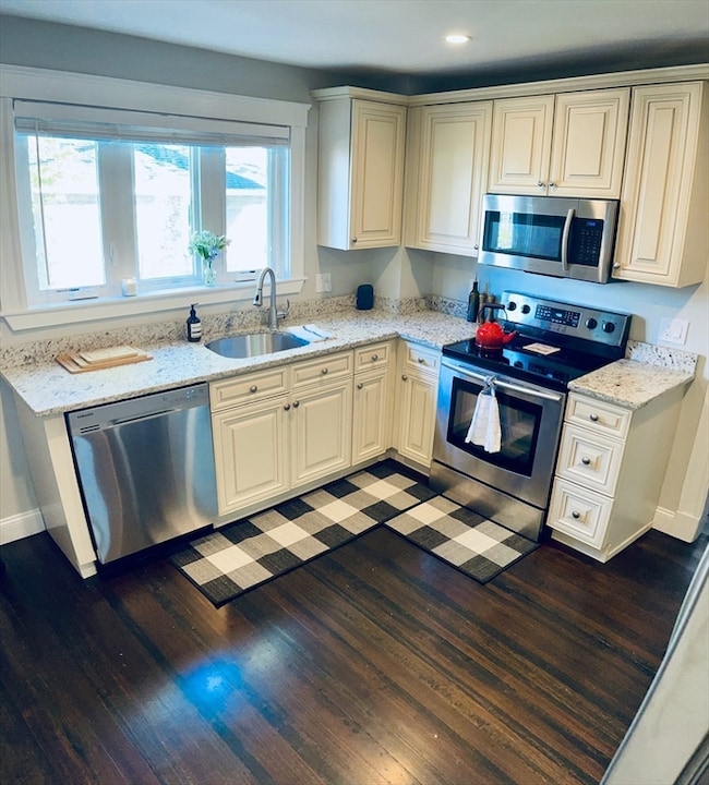 15 Sheffield Rd unit 1, Roslindale, MA 02131 - photo 5