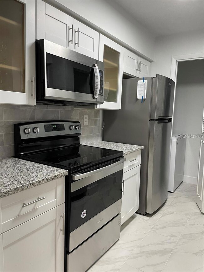 236 Afton Square unit 305, Altamonte Springs, FL 32714 - photo 6