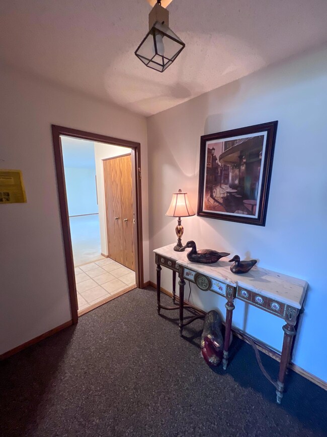 Property Photos-13.jpg