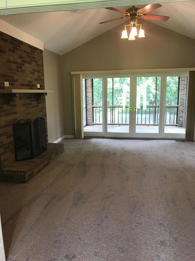 10110 Patience Ln, Louisville, KY 40291 - photo 7