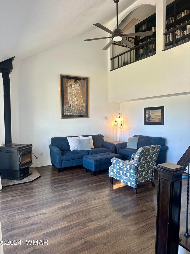 141 N Paloma, Show Low, AZ 85901 - photo 6