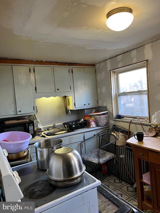 13 Union Aly, Pottstown, PA 19464 - photo 6