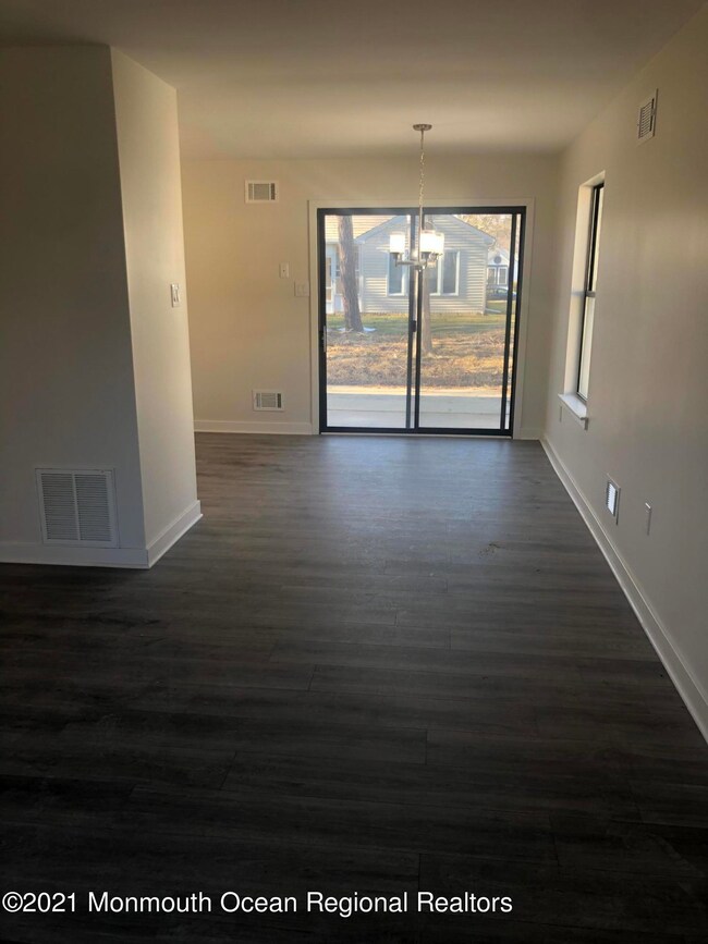 262 Valley Forge Dr, Little Egg Harbor Township, NJ 08087 - photo 4