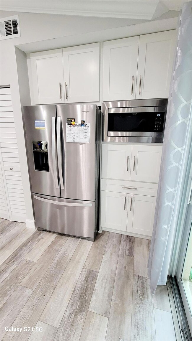 unlisted-address, Davie, FL 33314 - photo 7