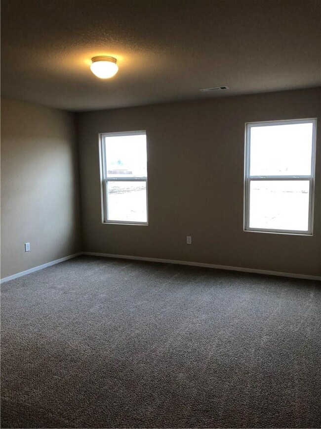 1000 Jessica Leigh St, Elkins, AR 72727 - photo 3