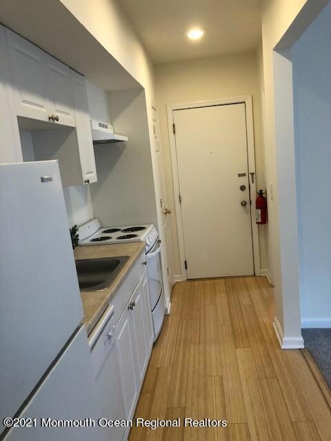 17 Leroy Place unit 1B, Red Bank, NJ 07701 - photo 5