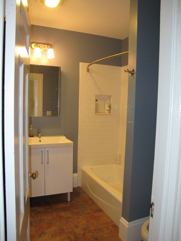 1 Fayette St unit 5, Cambridge, MA 02139 - photo 6