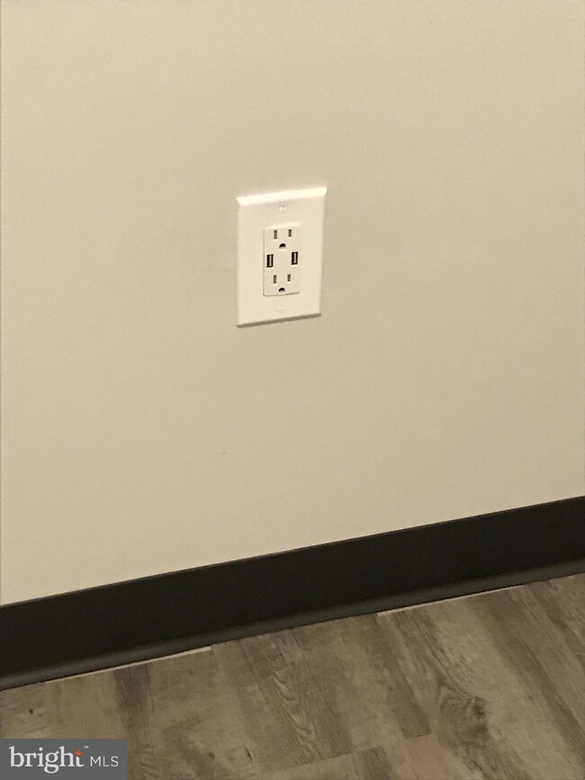 6127 Macbeth Dr unit 2, Baltimore, MD 21239 - photo 5