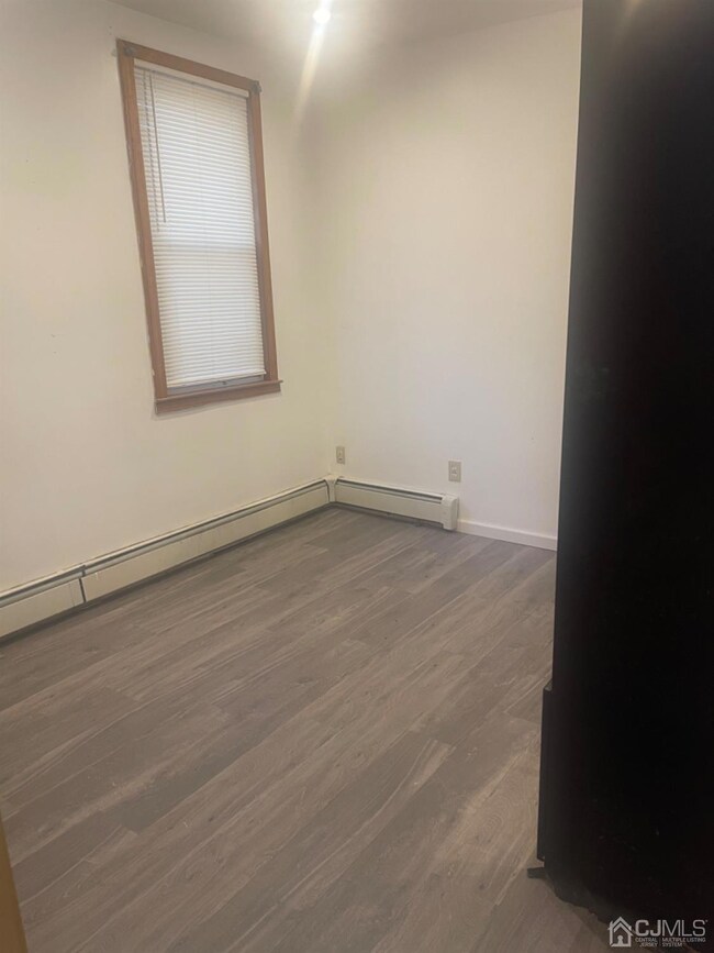 252 2nd St unit 1, South Amboy, NJ 08879 - photo 5