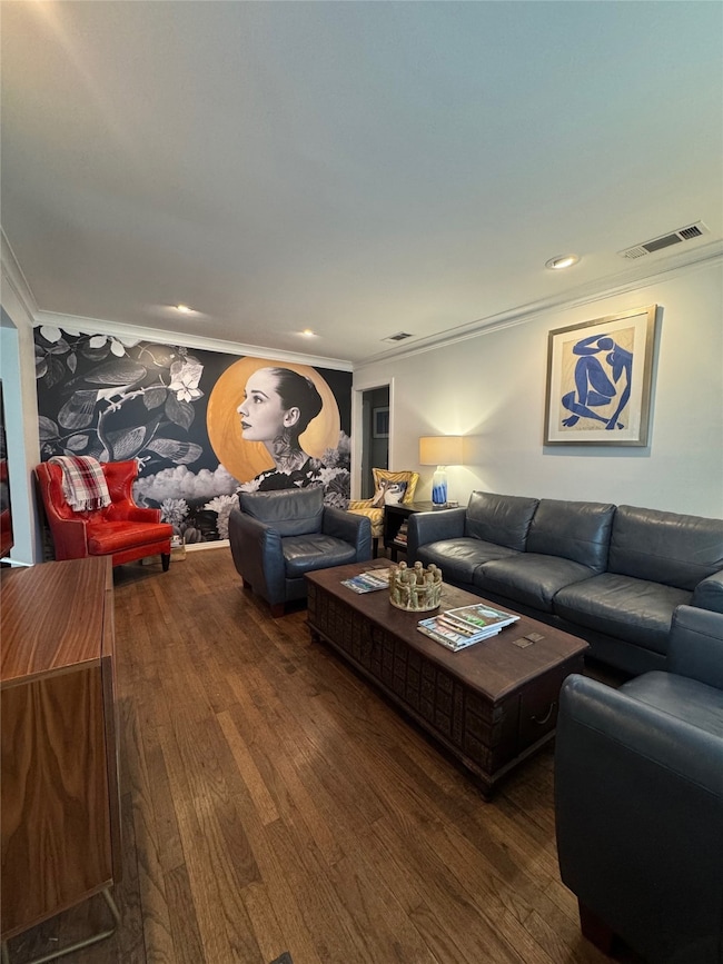 8642 Daytonia Ave, Dallas, TX 75218 - photo 2