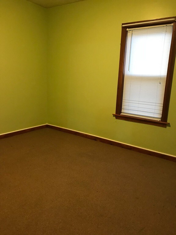 224 Doyle St unit 2, Fall River, MA 02723 - photo 3