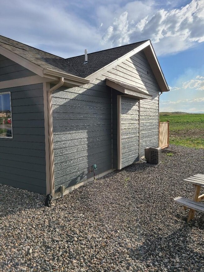 Only 3 years old, exterior is obviously 