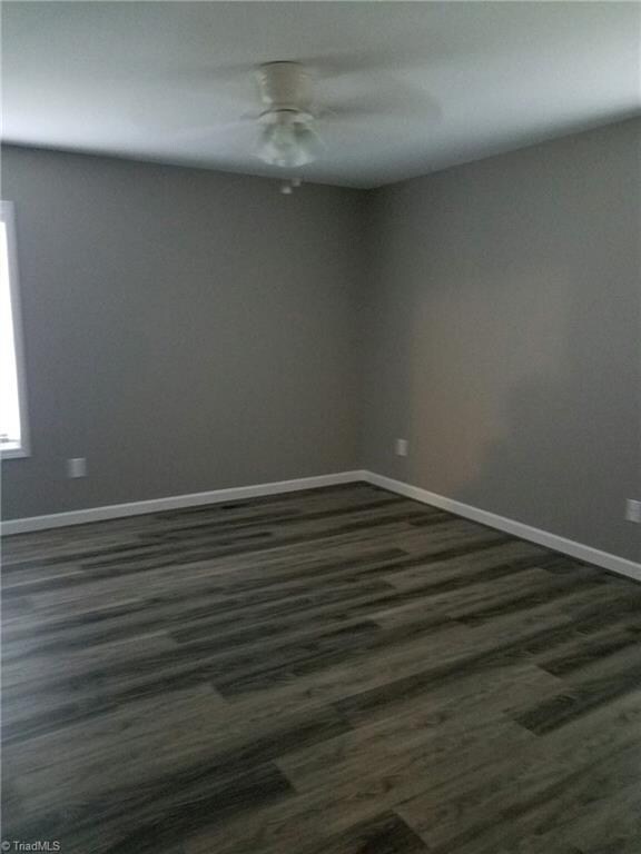 213 Sunset Dr N, Asheboro, NC 27205 - photo 4