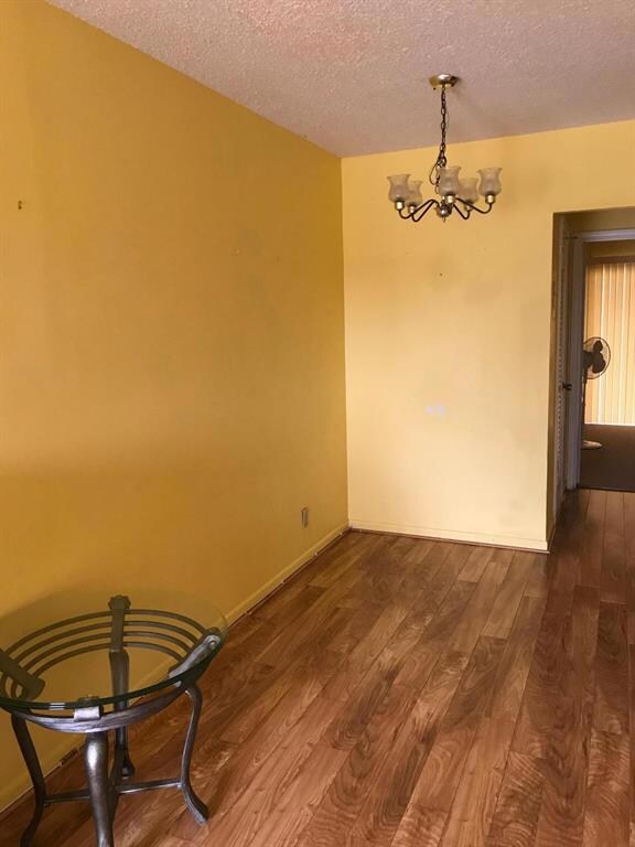 WALTHAM F DINING AREA