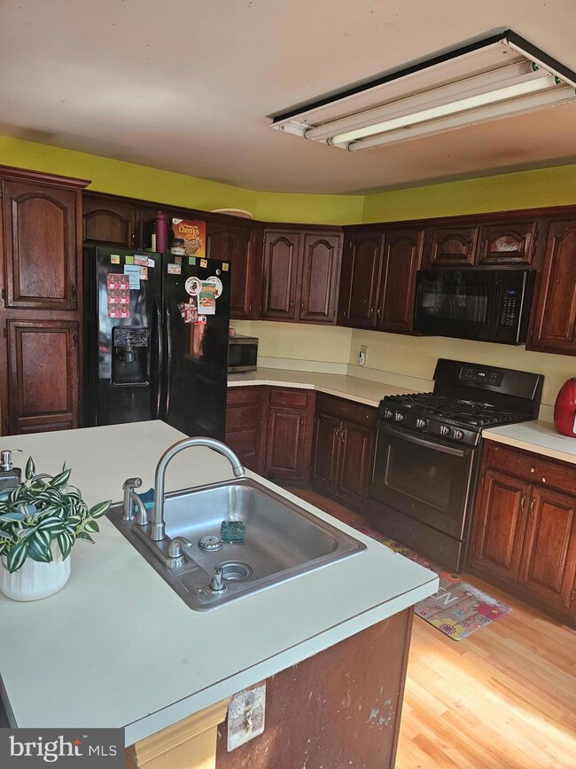 122 E Mourning Dove Way, Galloway, NJ 08205 - photo 6