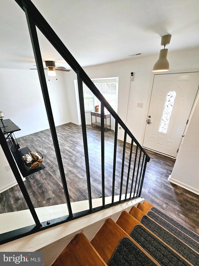 3304 Ladino Ct, Woodbridge, VA 22193 - photo 7