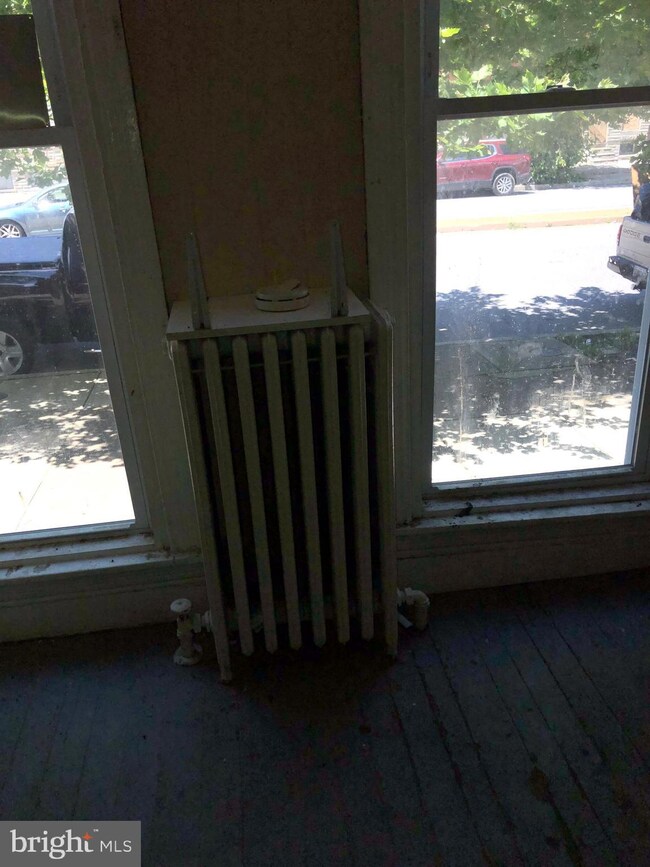 2043 Wilkens Ave, Baltimore, MD 21223 - photo 6