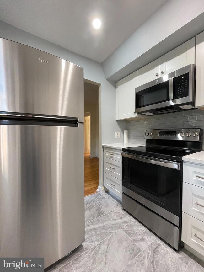 4415 36th St S unit A2, Arlington, VA 22206 - photo 4