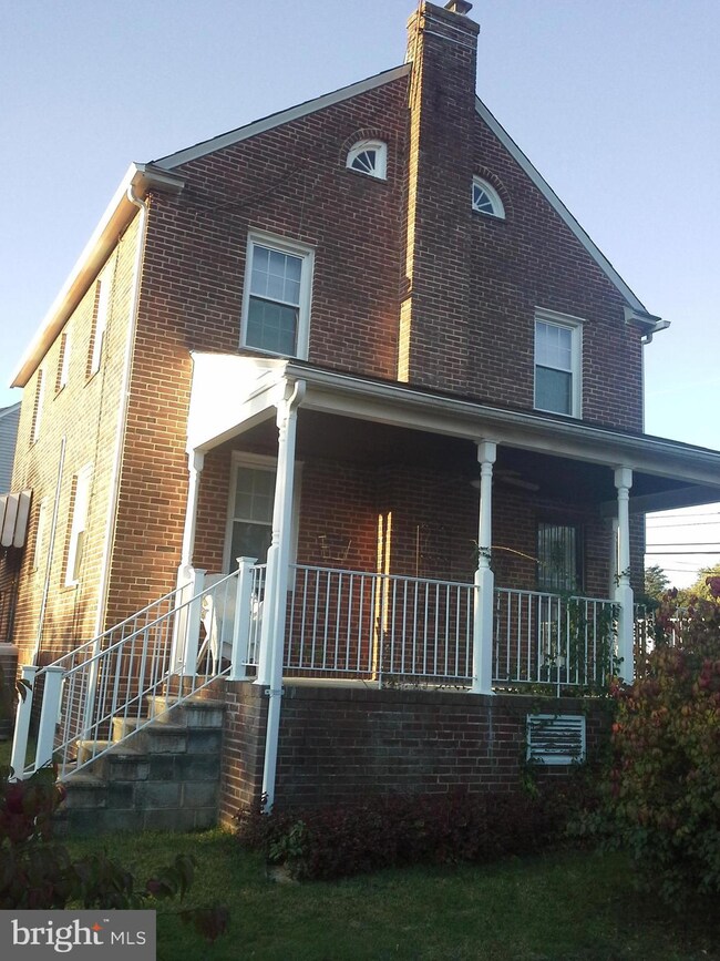 801 Mace Ave, Essex, MD 21221 - photo 3