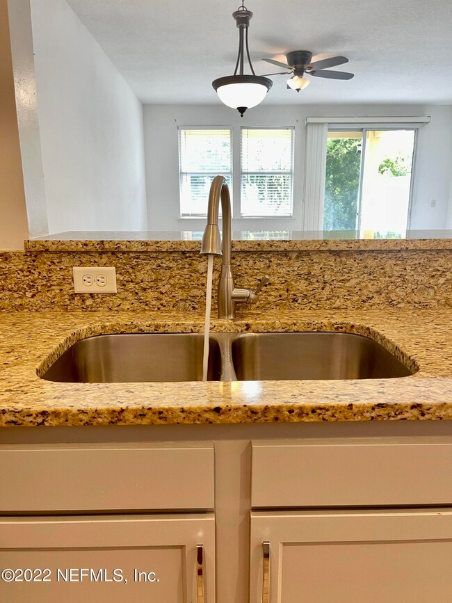 2313 White Sands Dr, Jacksonville, FL 32216 - photo 5