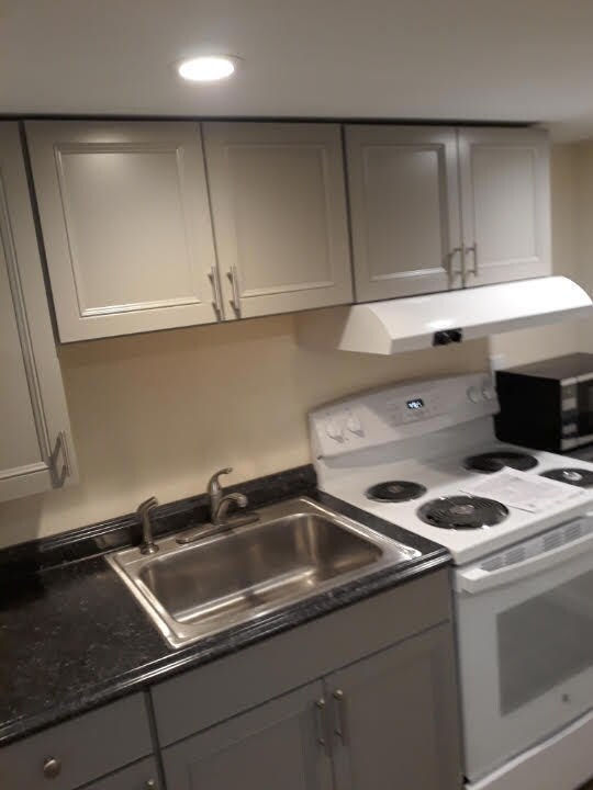 12 Grant St, Wareham, MA 02571 - photo 4