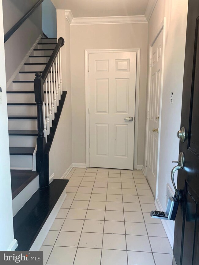 13066 Marcey Creek Rd unit 13066, Herndon, VA 20171 - photo 7