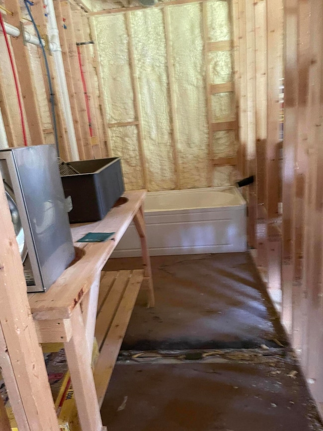 7767 Warren Woods Rd, Three Oaks, MI 49128 - photo 6