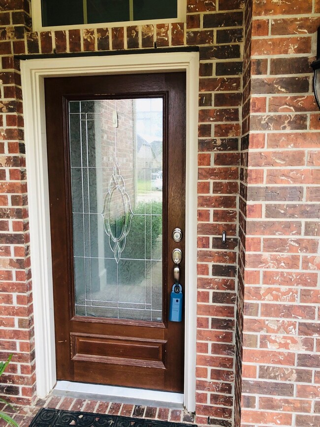 27519 Wade Springs Ct, Fulshear, TX 77441 - photo 4