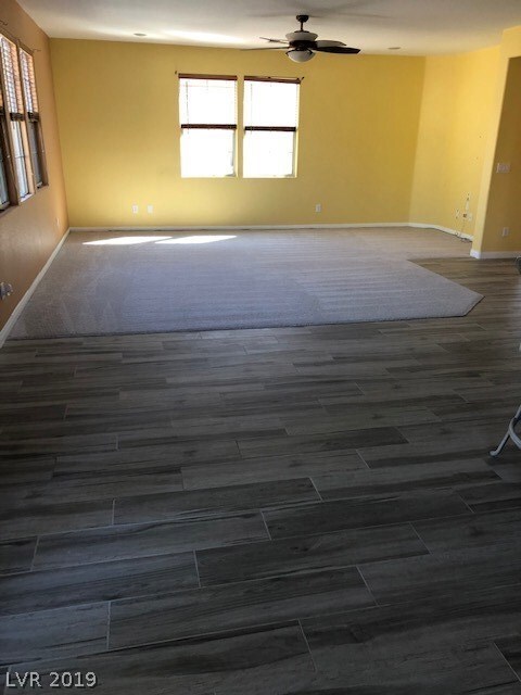 10986 Cherokee Landing St, Las Vegas, NV 89179 - photo 2