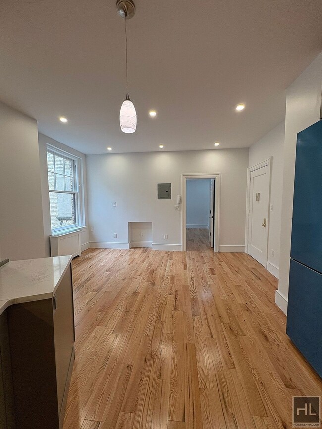 Hendrik Hudson Apartments unit 7K, New York, NY 10025 - photo 4