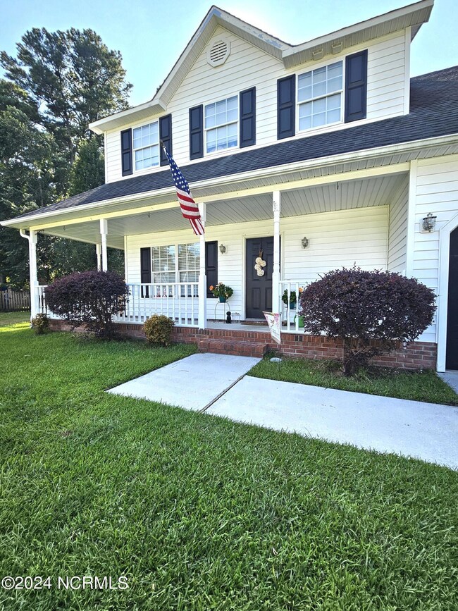 108 Erskine Ct, Jacksonville, NC 28540 - photo 2