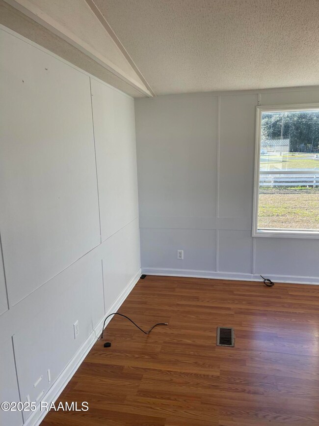 114 Rendezvous Rd unit A, Scott, LA 70583 - photo 4
