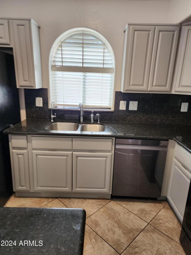 2149 S Longwood Cir, Mesa, AZ 85209 - photo 4