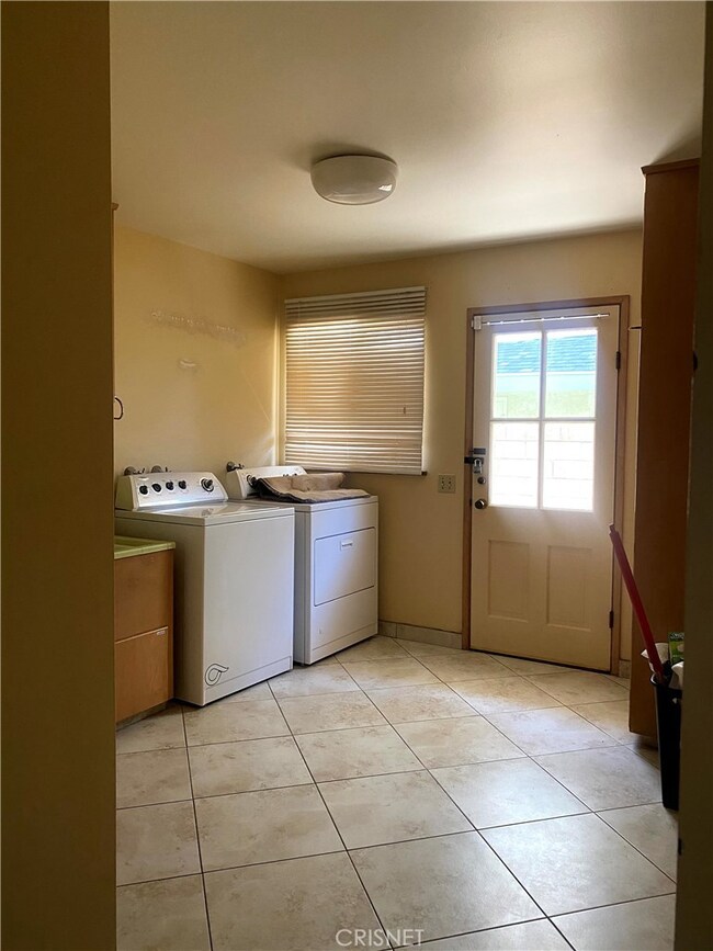 Large Laundry Room