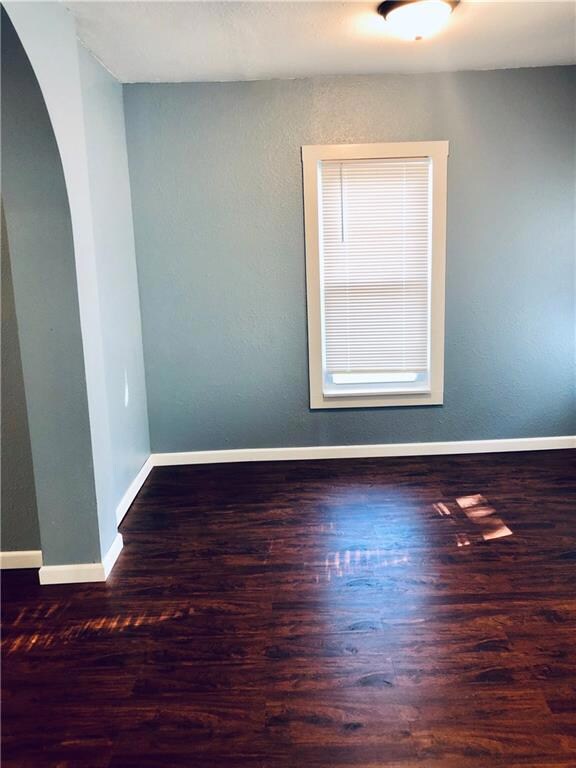 608 E 24th St, Des Moines, IA 50317 - photo 5