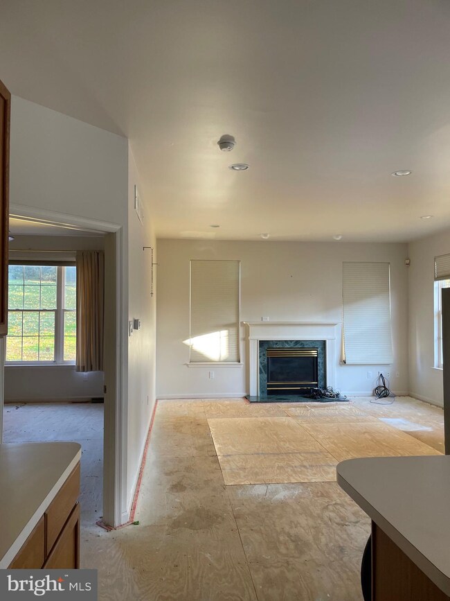 1705 W Fox Brushs Way unit 303, Glen Mills, PA 19342 - photo 6