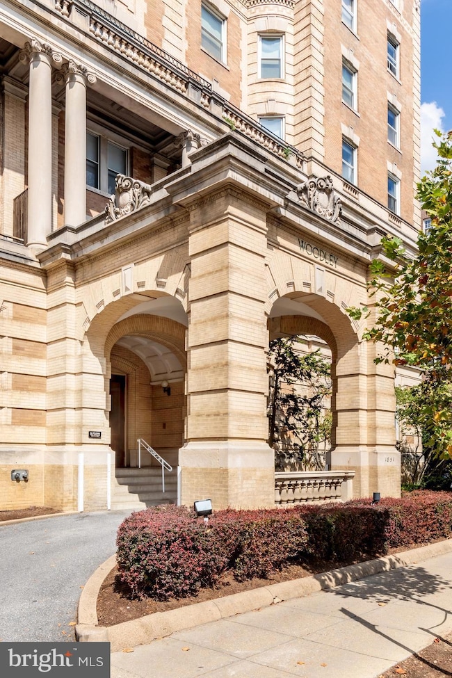 Woodley Condominium unit 407, Washington, DC 20009 - photo 3