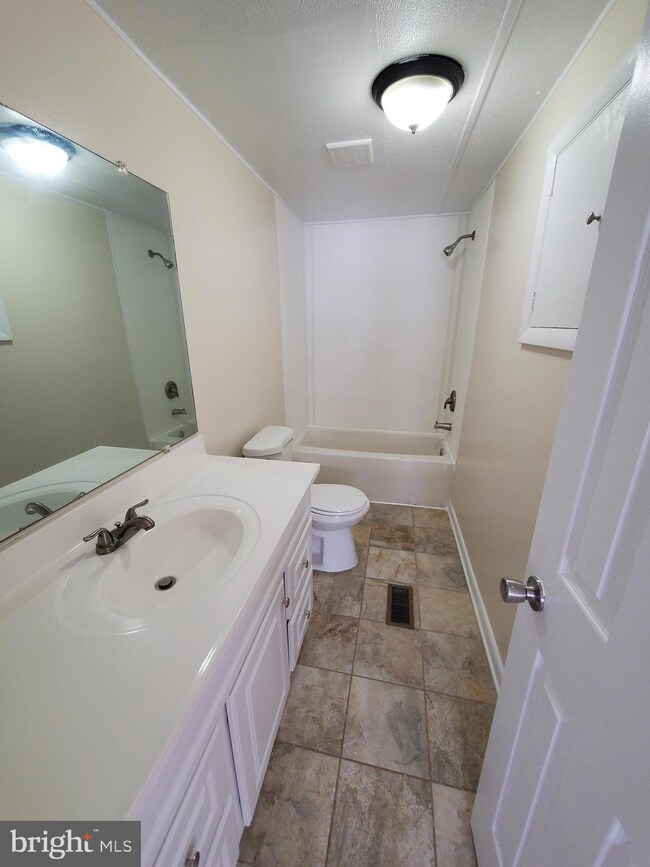 26187 Old Valley Pike, Toms Brook, VA 22660 - photo 7