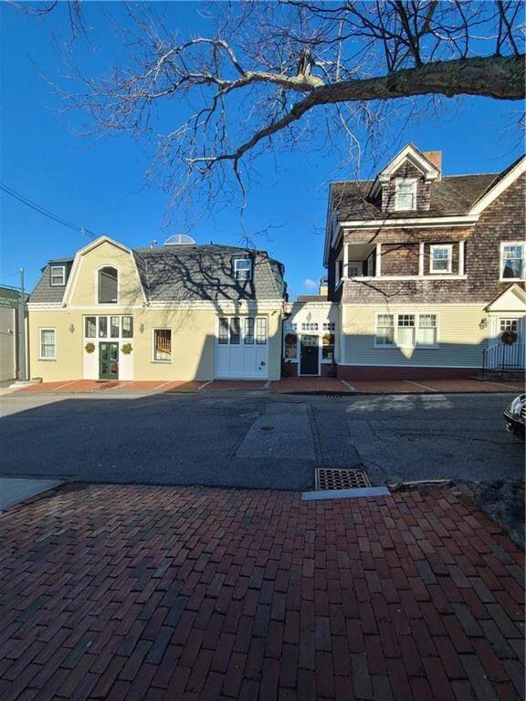 14 Pelham St unit 11, Newport, RI 02840 - photo 4
