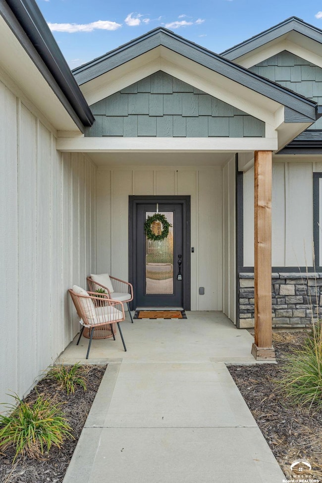 2620 E 26th Ct, Lawrence, KS 66046 - photo 5