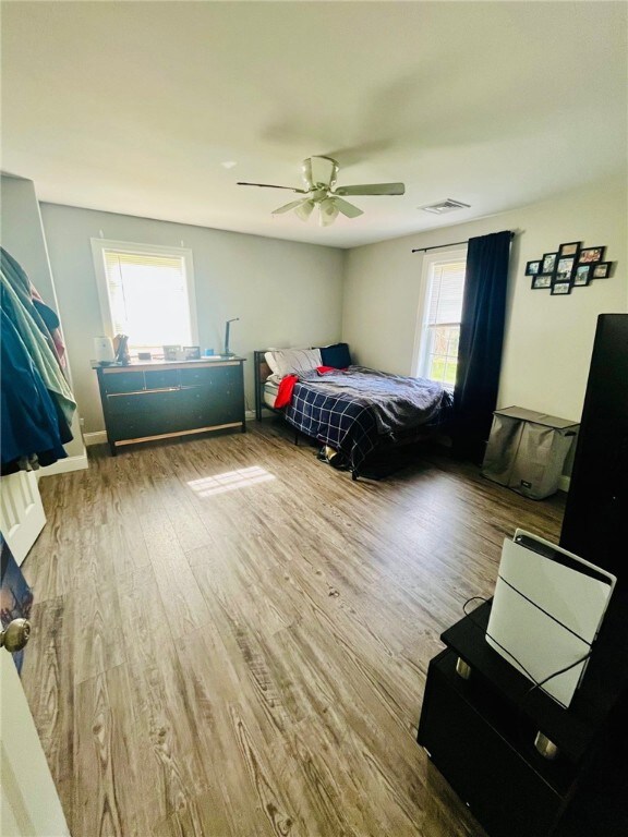 215 Metacom Ave, Bristol, RI 02809 - photo 7