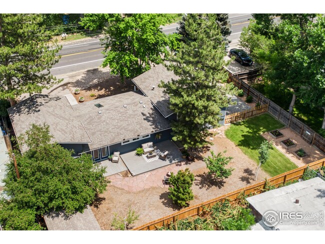 Nearly a 1/4 acre fully fenced yard, with convenient gravel driveway on the east side for a boat, trailer, etc.  no HOA!