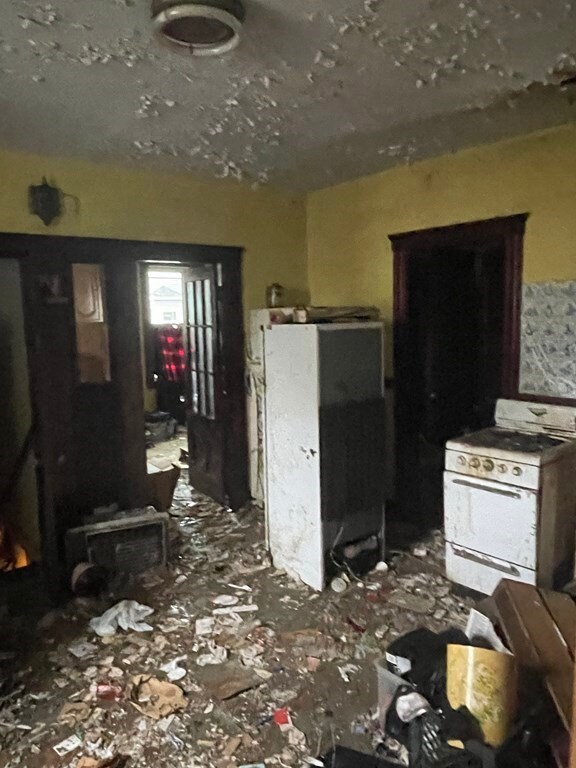 15 Murray St, Lynn, MA 01905 - photo 3