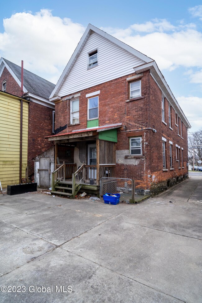 917 Congress St Schenectady NY mls-10